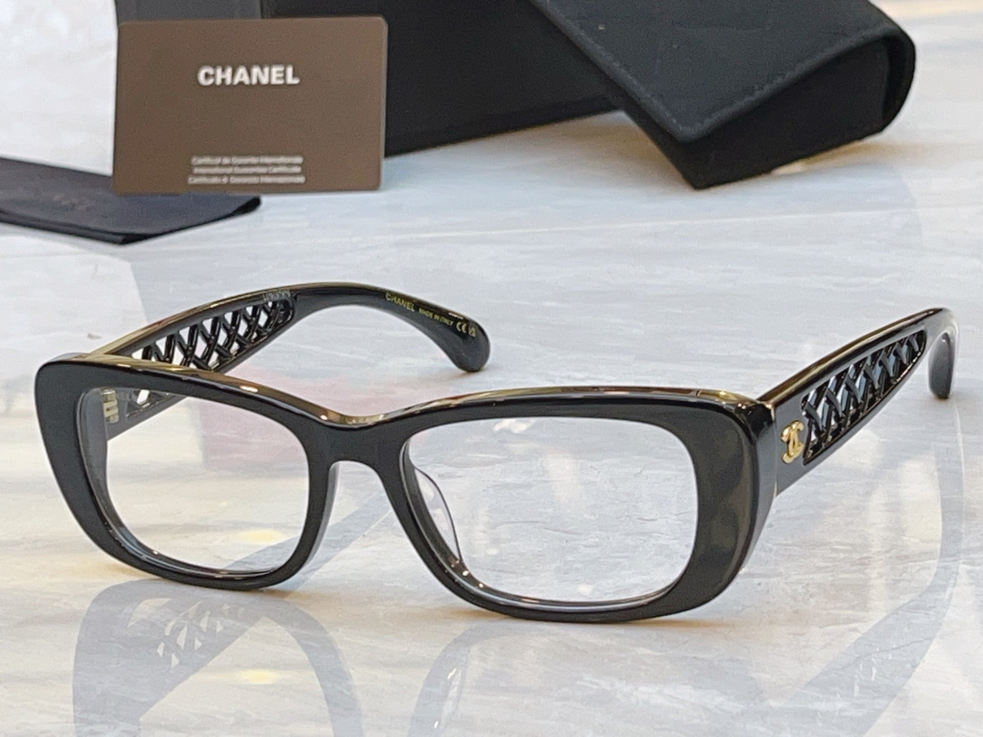 CC Sunglasses 61