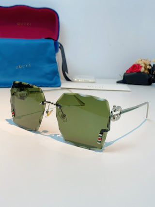 GG 26s Sunglasses 346004
