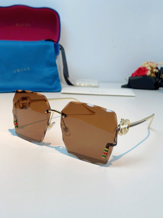 GG 26s Sunglasses 346004